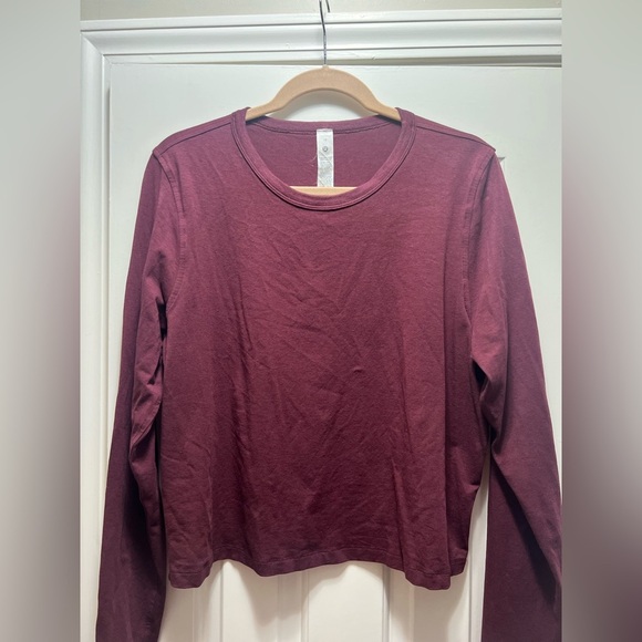 Lululemon Classic-Fit Cotton-Blend Long Sleeve in Garnet Size 12 - Picture 2 of 5